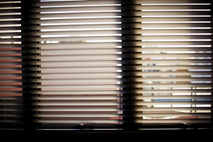 faux wood window blinds